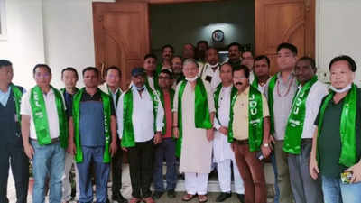 With eye on status of 'national party', six-member JD(U) delegation led by party chief Lalan Singh, visits Nagaland