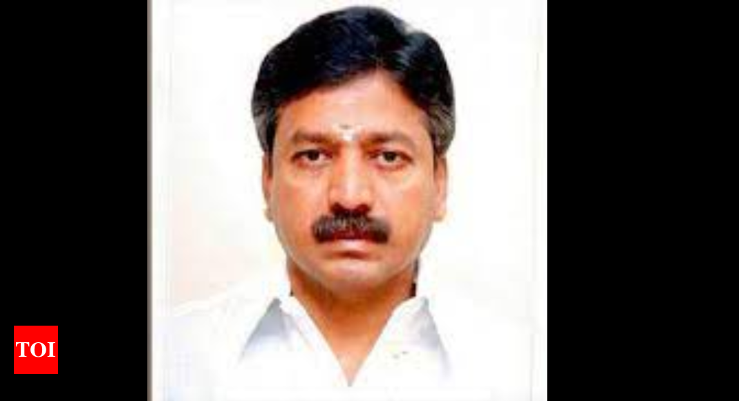 Chennai: Dravida Munnetra Kazhagam backing O Panneerselvam group, says ...