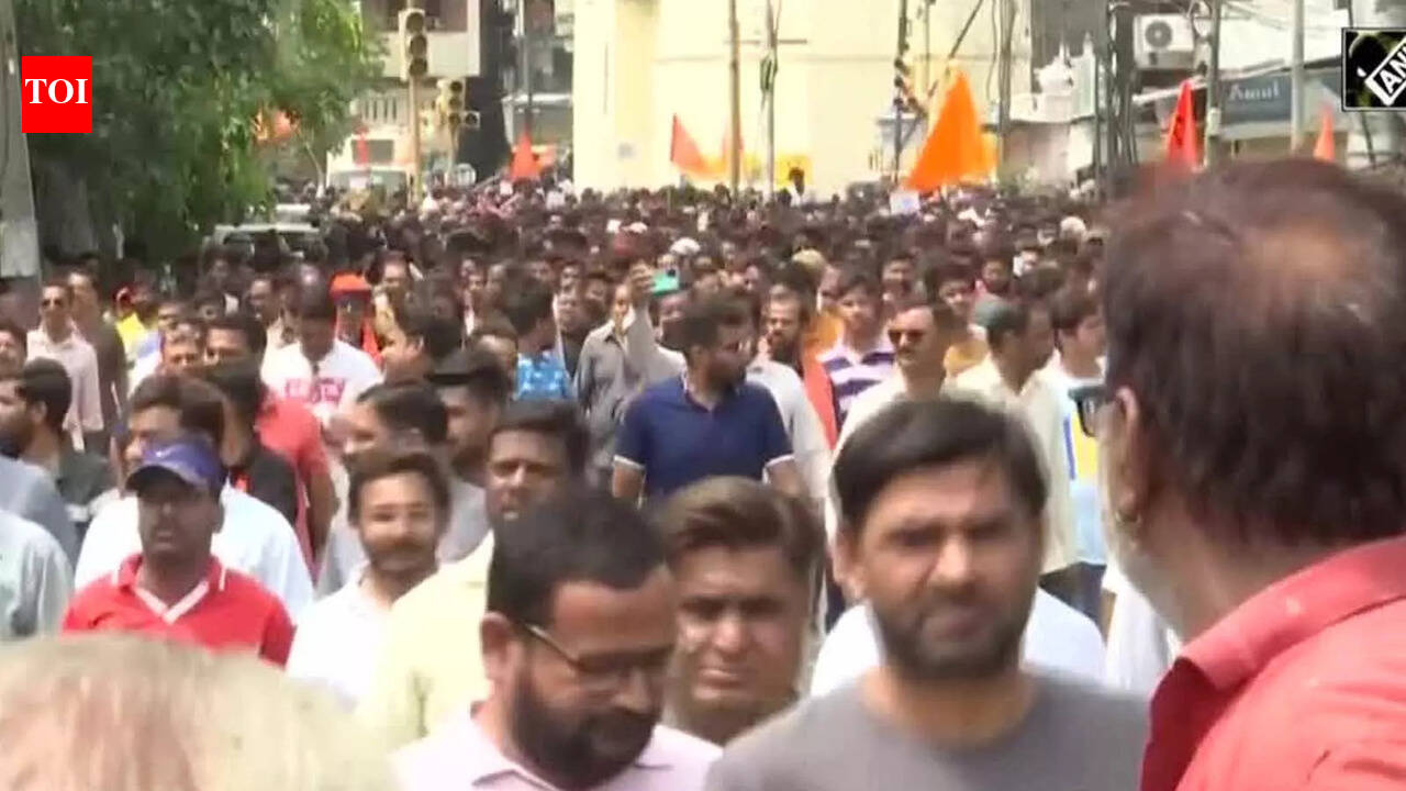 Rajasthan: People protest against Udaipur beheading incident