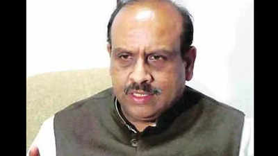 Delhi: Vijender Gupta summoned in defamation suit by AAP man
