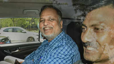 Money laundering case: ED arrests 2 aides of Delhi minister Satyendar Jain