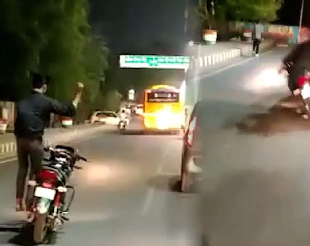 
A video of dangerous stunts being done by youth on Agra-Beach road goes viral
