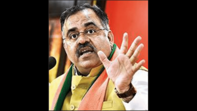 PM Narendra Modi will blow the bugle to oust Telangana Rashtra Samithi rule: Tarun Chugh