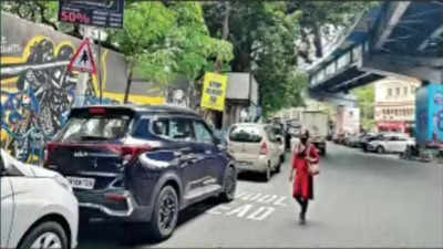 Kolkata: Cops bar parking on five roads for seven hours to tackle school traffic