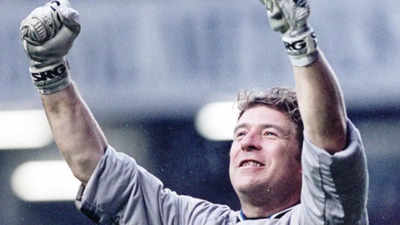 Former Rangers and Scotland keeper Andy Goram dies aged 58