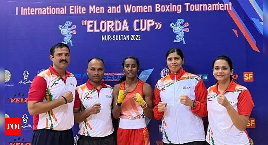 Indian boxer Kalaivani storms into final of Elorda Cup, Kuldeep in semis | Boxing News – Times of India
