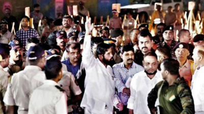 Maharashtra: Shiv Sena seeks 'loyalty affidavits' from all its office-bearers
