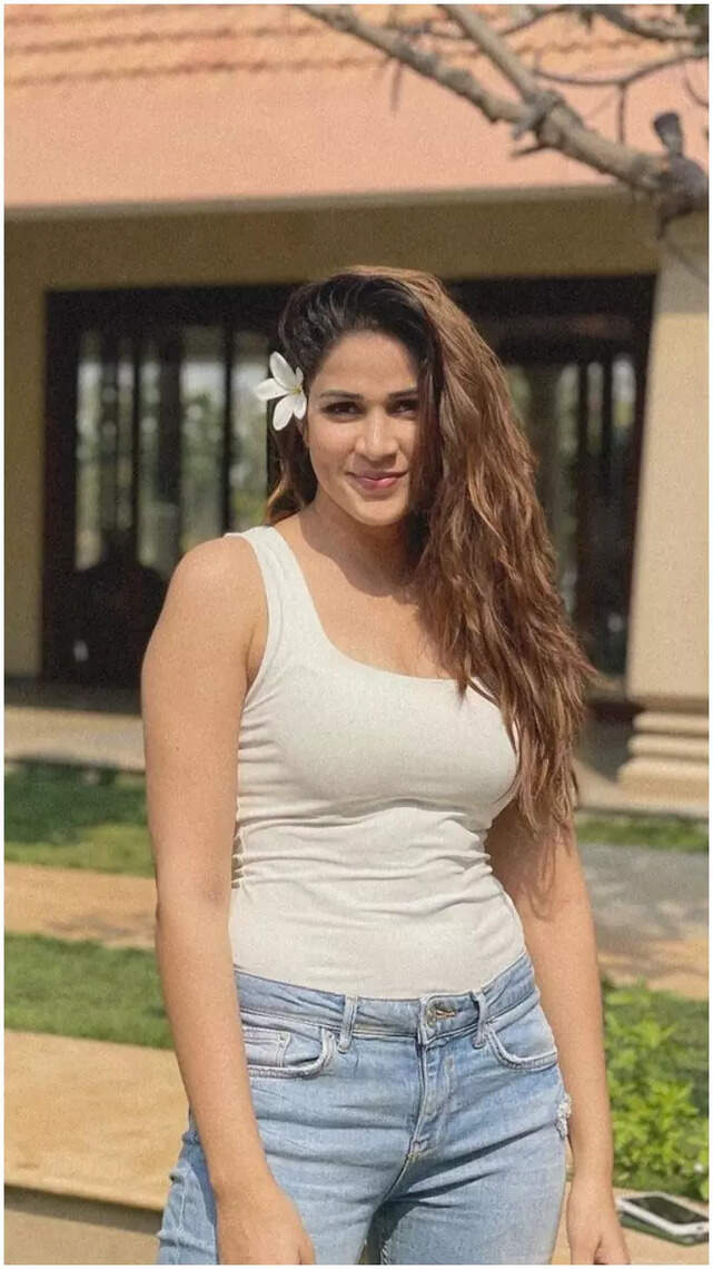 92629831.jpg
