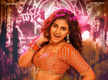 
Anjali’s sizzling look from a special song in Nithiin's 'Macherla Niyojakavargam' Revealed
