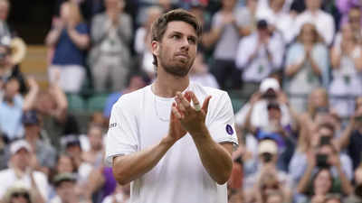 Norrie last Briton standing at Wimbledon but eager to lead the way