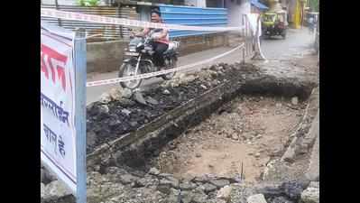 Nagpur Municipal Corporation replacing British era sewer line, residents ask why in monsoon?