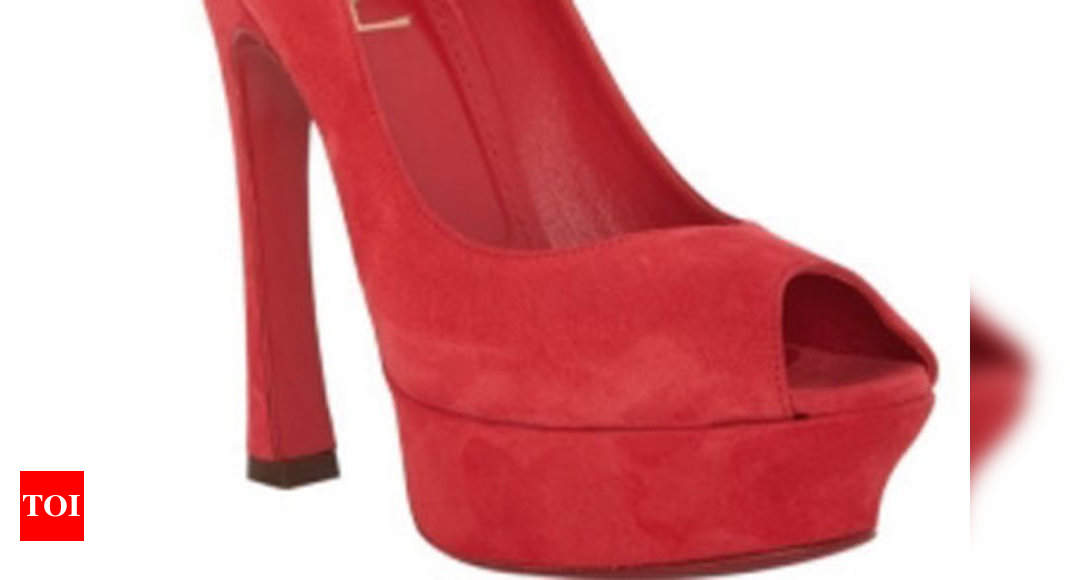 yves saint laurent red bottom shoes