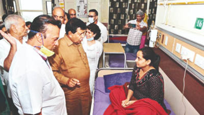 Haryana speaker inspects Panchkula civil hospital, raps health officials