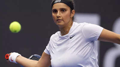 Saniya Mirza Sexi Hd Vedios - Sania Mirza bids adieu to Wimbledon with semifinal loss in mixed doubles |  Tennis News - Times of India