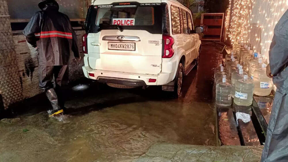 Mumbai rain pics
