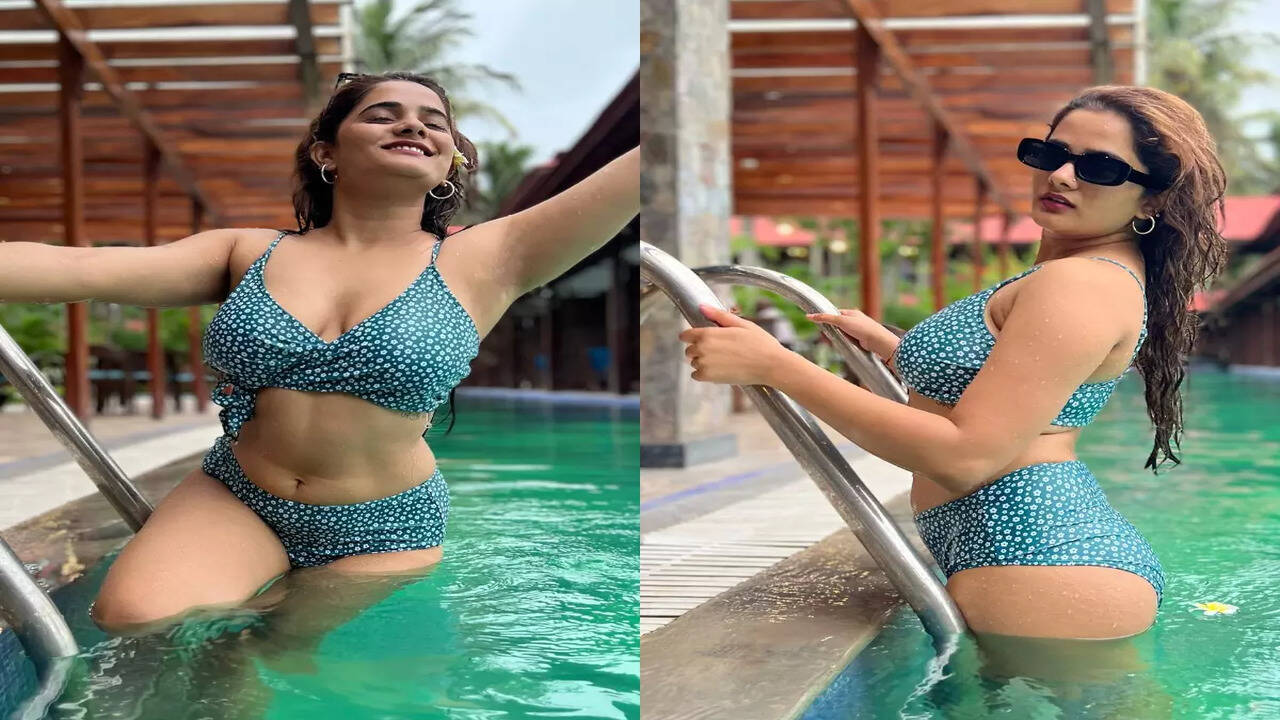 Bhagyashree bikini
