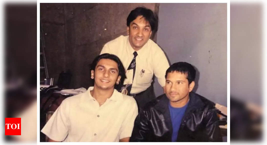 Ranveer Singh REACTS to an unseen throwback picture with Sachin Tendulkar; calls it his ‘main fanboy second’ | Hindi Film Information