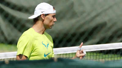 Injured Nadal turns up for practice ahead of Kyrgios showdown