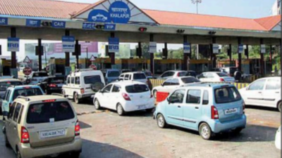 Lorry operators oppose collection of toll tax at Kini & Tasawade plazas
