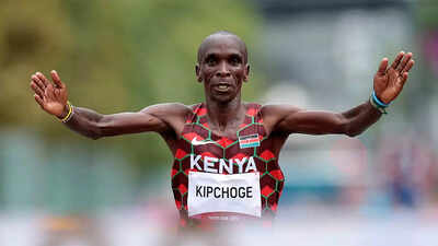 Olympic champion Eliud Kipchoge set to return at Berlin Marathon