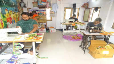 Mathura jail bags its largest-ever order of Krishna dresses, designed ...