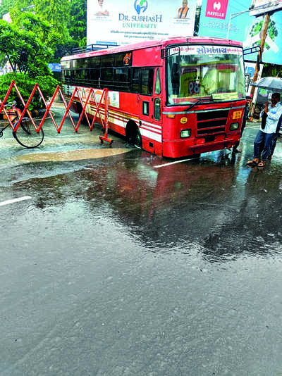 Continual Rain Leaves Villages Marooned | Rajkot News - Times of India