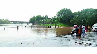 Panchaganga water level reducesby 2 ft, Krishna river swells by 1 ft