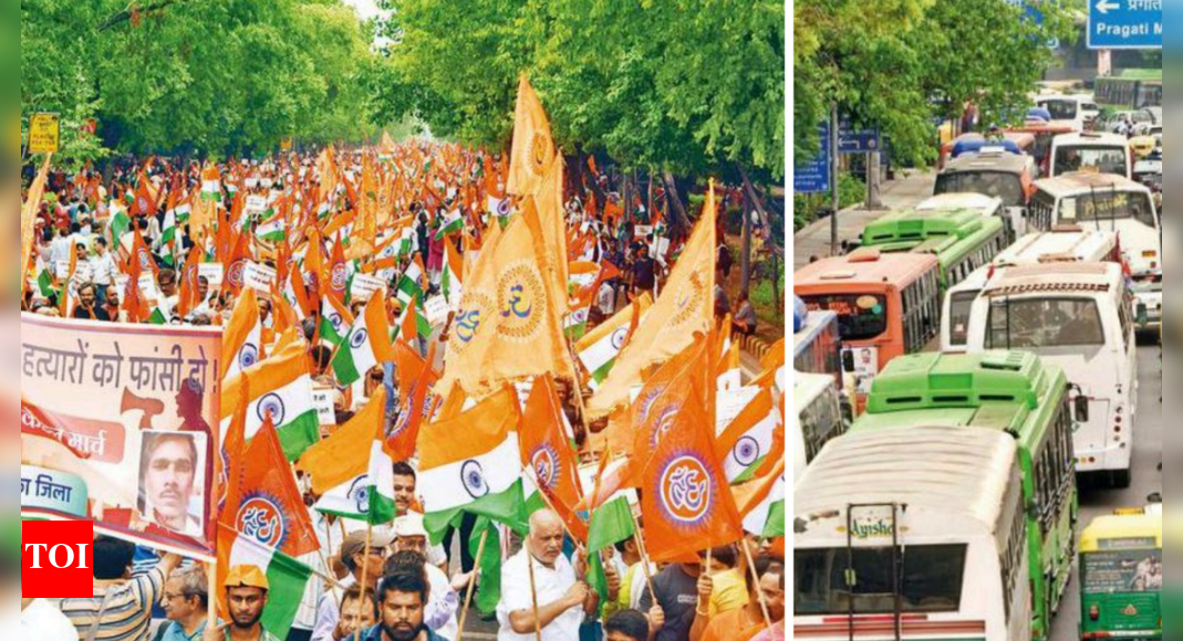 Delhi: VHP march seeks Hindu unity, condemns killings | Delhi News ...