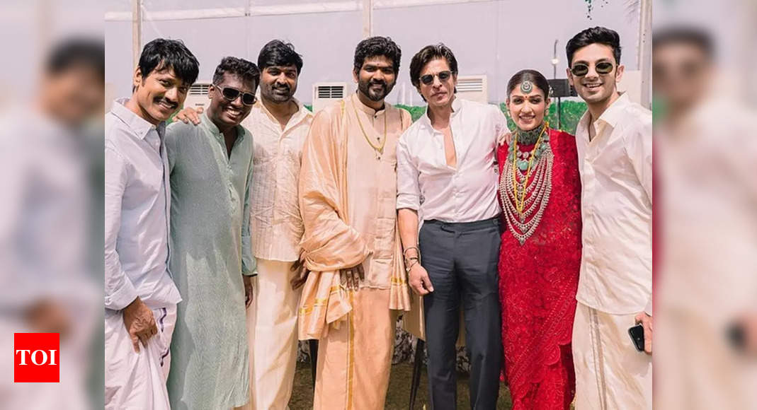 Shah Rukh Khan poses with Vijay Sethupathi at ‘Jawan’ co-star Nayanthara’s wedding in latest Unseen photos – Times of India