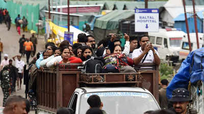 Maharashtra: 63 Beed pilgrims stranded in Amarnath rescued