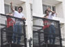 Pics: SRK waves at sea of fans from Mannat