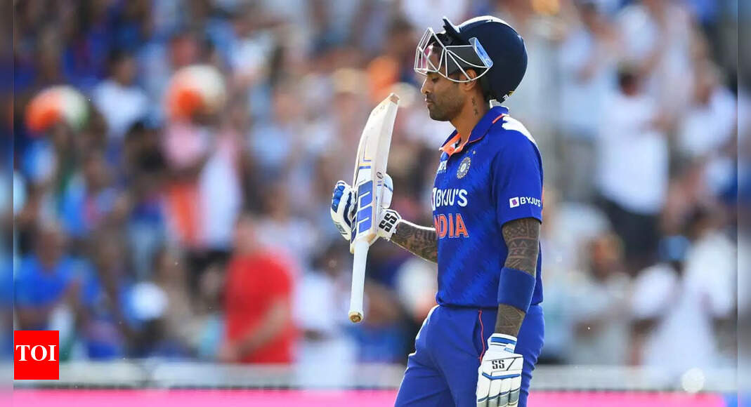 England win 3rd T20I; India seal series 2-1