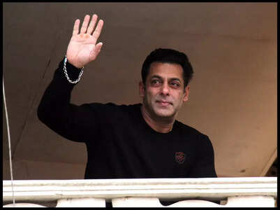 Salman Khan to NOT wave at his fans on Eid