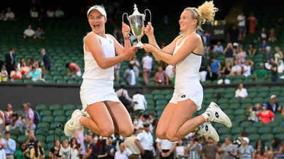 Barbora Krejcikova and Katerina Siniakova ease to Wimbledon women's doubles crown