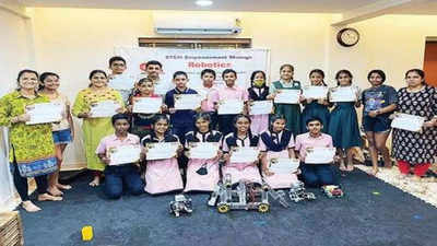 Faculty college students study fundamentals of robotics in Goa | Goa Information