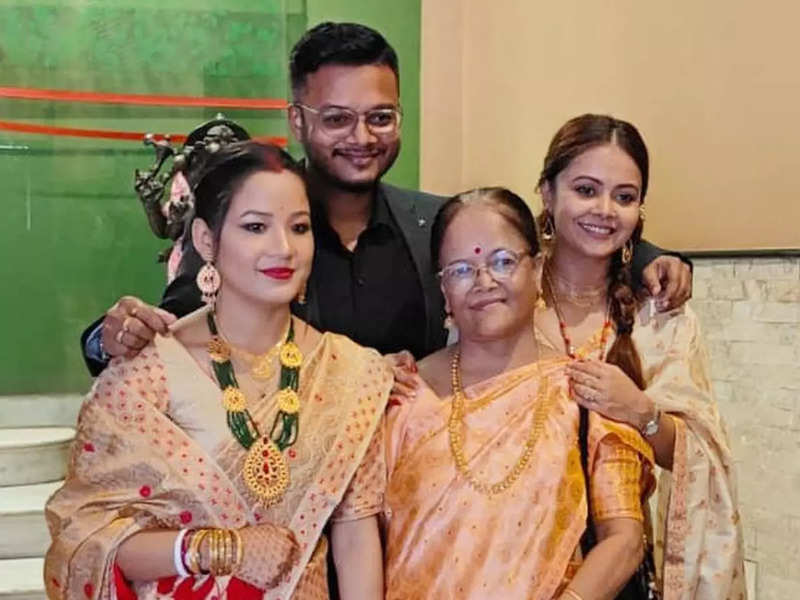 Devoleena Bhattacharjee shares pictures from her brother’s wedding; sister-in-law looks beautiful in traditional Assamese attire