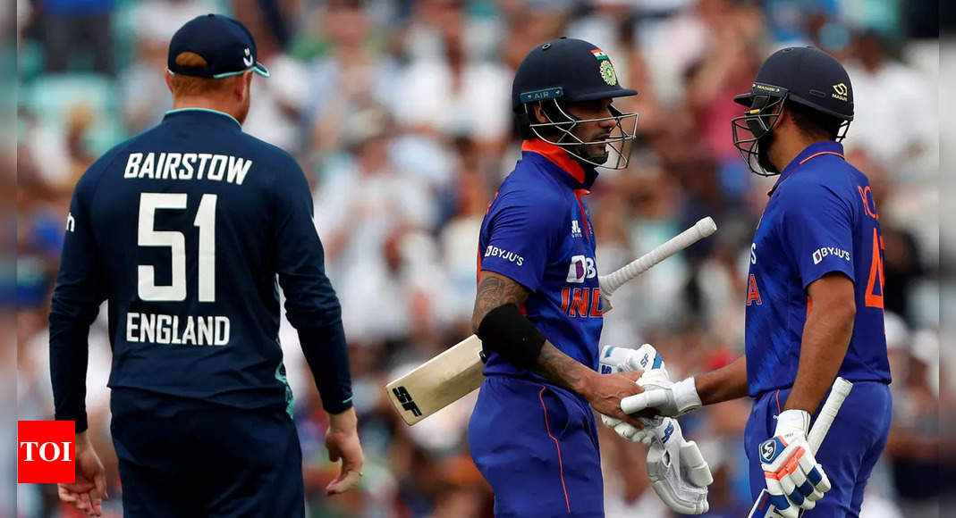 India vs England 1st ODI Live Score Updates: India eye all-out attack against England  – The Times of India