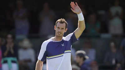Andy Murray breezes into last 16 at ATP Hall of Fame Open