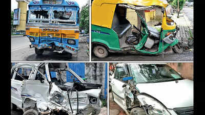 Kolkata: Schoolkids among 9 hurt as bus rams cars, auto
