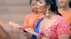 Saba Khan treats fans with a devotional song 'Chudi Hariyar'