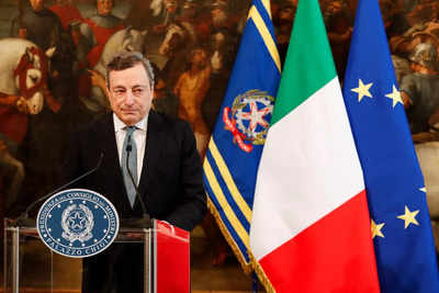 Italian government could fall as 5-Star shuns confidence vote