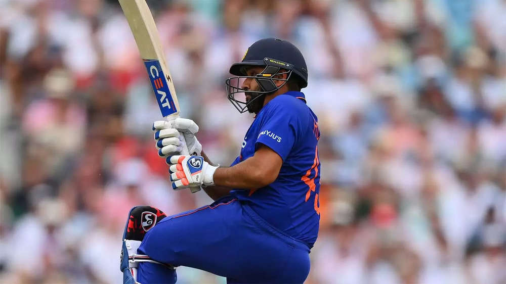 In Pics - Heartwarming gesture from Rohit Sharma after his six hit young  fan | The Times of India