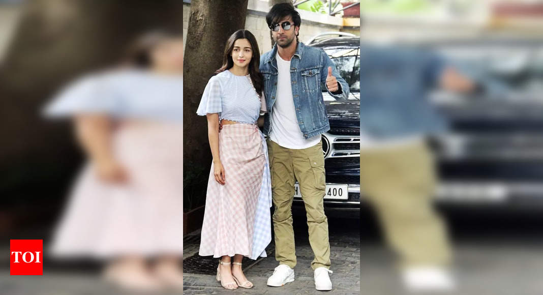 Ranbir-Alia Relationship: Body language expert decodes Alia Bhatt & Ranbir  Kapoor's relationship