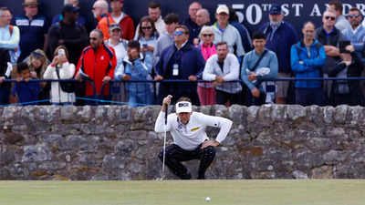 British Open tees off as LIV rebel Ian Poulter is booed by St Andrews crowd