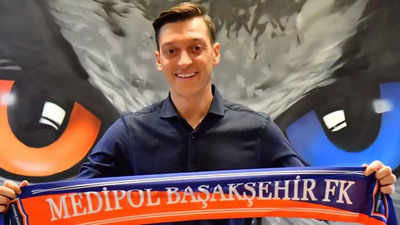 Mesut Ozil joins 2020 Turkish champions Basaksehir