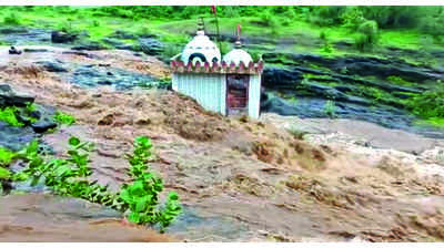 Downpours hit Saurashtra hard