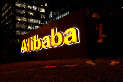 Alibaba shares fall on report of China probe over data theft