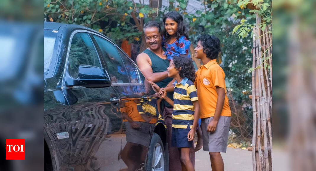 Elango Kumaravel plays a driver in this emotional drama | Tamil Movie ...
