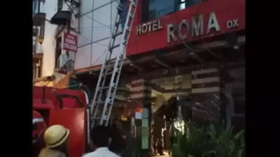 Delhi: 10 rescued after fire breaks out in Paharganj hotel