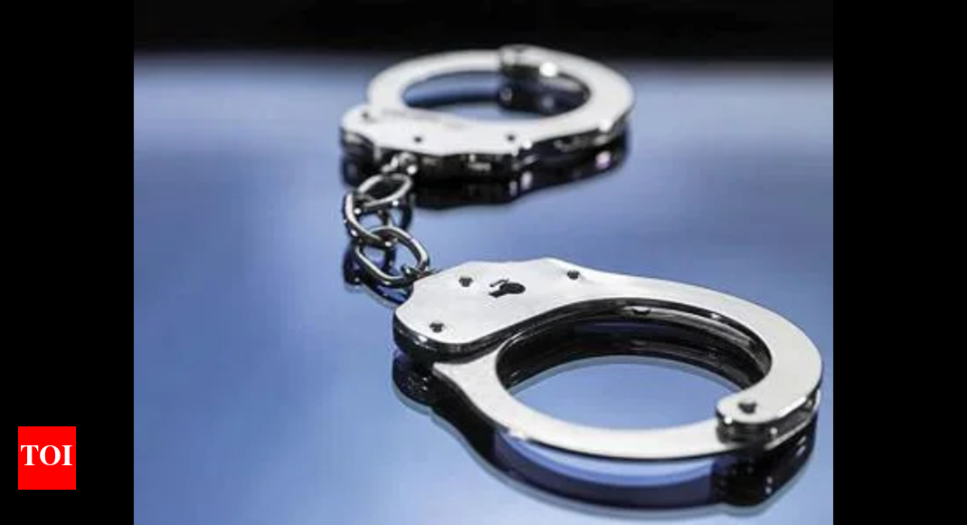 2 women caught smuggling hash oil into B'luru prison